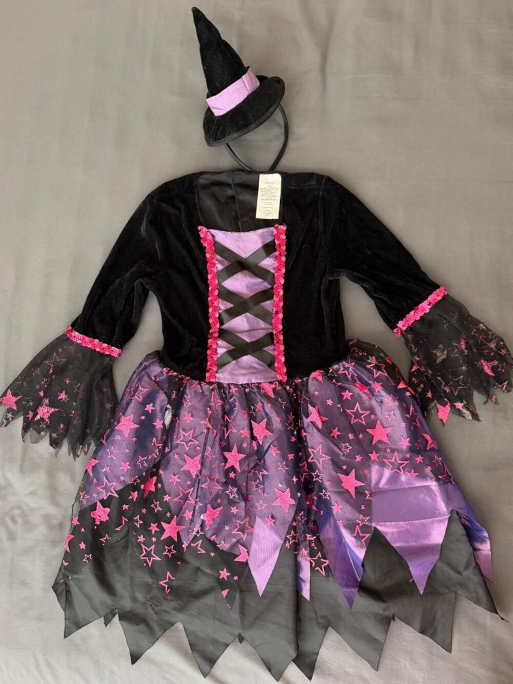 Girls’ Witch Costume – Size Medium (7/8) – Target – Very Good Condition 🎃🧙‍♀️